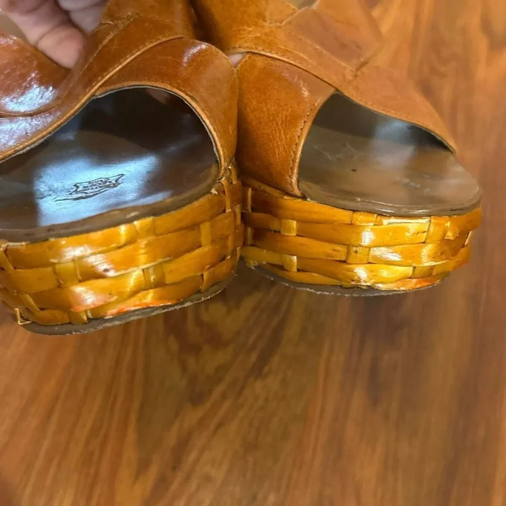 Charles Jourdan Paris rattan wedges size 5 (runs like a 6) brown